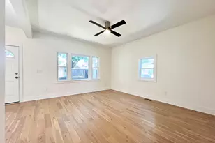 3366 S 8th St, Milwaukee, WI 53215 - Photo 14