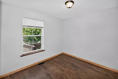 509 N 29th St, Milwaukee, WI 53208 - Photo 20