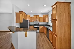 509 N 29th St, Milwaukee, WI 53208 - Photo 6