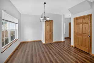 509 N 29th St, Milwaukee, WI 53208 - Photo 8