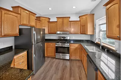 509 N 29th St, Milwaukee, WI 53208 - Photo 4