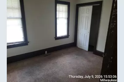 4735 N 51st Blvd, Milwaukee, WI 53218 - Photo 4