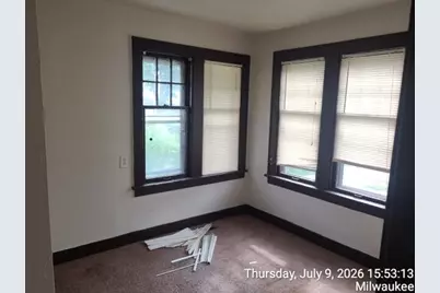 4735 N 51st Blvd, Milwaukee, WI 53218 - Photo 6