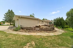 N1998 N River Rd, Auburn, WI 53010 - Photo 50