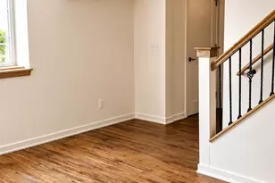 4120 S Pennsylvania Ave, Saint Francis, WI 53235 - Photo 8