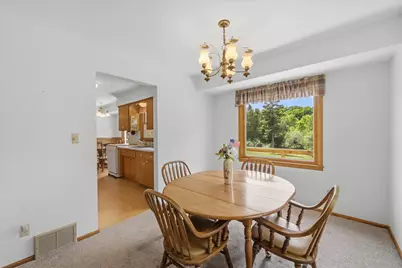1705  16th Ave, Grafton, WI 53204 - Photo 12