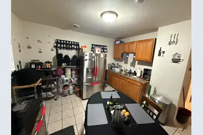 2544 S 6th St, Milwaukee, WI 53215 - Photo 8