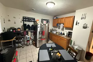2544 S 6th St, Milwaukee, WI 53215 - Photo 8