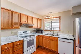 5702 Cambridge Ln, Racine, WI 53406 - Photo 6