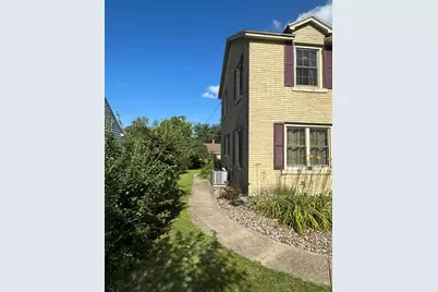 608  22nd St, La Crosse, WI 54601 - Photo 4
