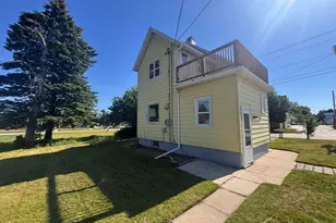 2512 S 10th St, Sheboygan, WI 53081 - Photo 20