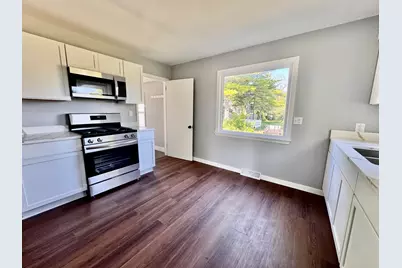 2512 S 10th St, Sheboygan, WI 53081 - Photo 6