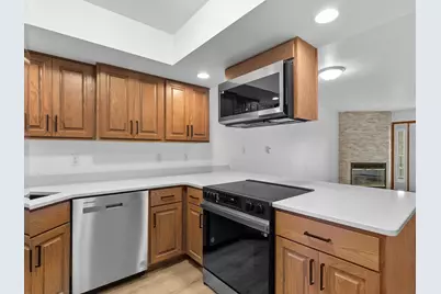 1609  16th St #Unit D, Two Rivers, WI 54241 - Photo 8