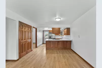 1609  16th St #Unit D, Two Rivers, WI 54241 - Photo 6