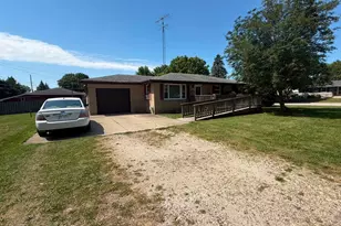 9625 Mount Pleasant Ave, Sturtevant, WI 53177 - Photo 1