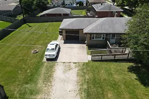 9625 Mt Pleasant Ave, Sturtevant, WI 53177 - Photo 4