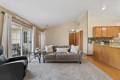 1301  College Ave #7F, South Milwaukee, WI 53172 - Photo 6