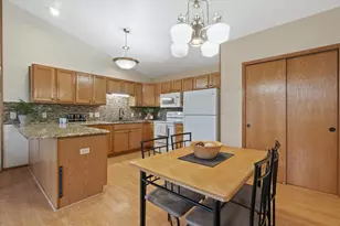 1301 College Ave, South Milwaukee, WI 53172 - Photo 8