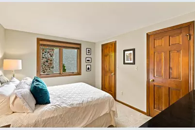 12337 N Fairway Heights Dr, Mequon, WI 53092 - Photo 46