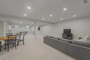 W79N423 Ridgeway Ln, Cedarburg, WI 53012 - Photo 42
