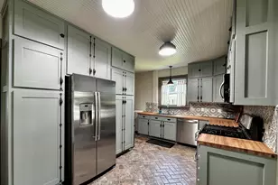 520 W Wisconsin Ave, Oconomowoc, WI 53066 - Photo 10
