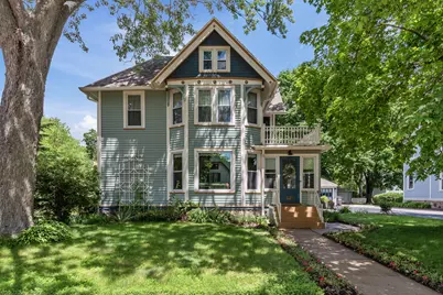 520 W Wisconsin Ave, Oconomowoc, WI 53066 - Photo 2