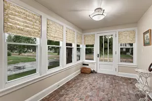520 W Wisconsin Ave, Oconomowoc, WI 53066 - Photo 8