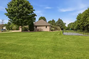 S75W13802 Bluhm Ct, Muskego, WI 53150 - Photo 18