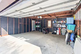 5607 W Philip Pl, Milwaukee, WI 53216 - Photo 6