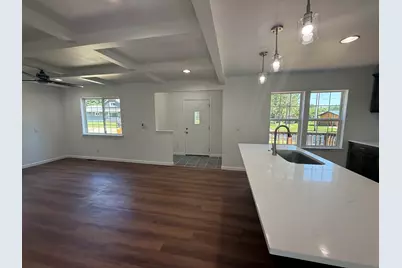 717  Minerva St, Horicon, WI 53032 - Photo 8