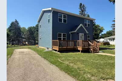 717  Minerva St, Horicon, WI 53032 - Photo 2