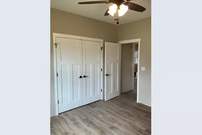 1309  Academy Dr, Holmen, WI 54636 - Photo 12