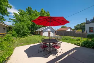 6816 Cedar St, Wauwatosa, WI 53213 - Photo 28