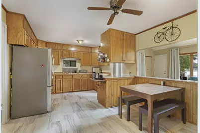 24312  Peninsula Dr, Racine, WI 53139 - Photo 4