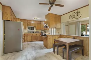 24312 Peninsula Dr, Racine, WI 53139 - Photo 4