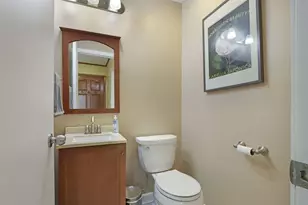24312 Peninsula Dr, Racine, WI 53139 - Photo 12