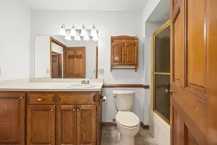 7490 Roosevelt Rd, Erin, WI 53027 - Photo 14