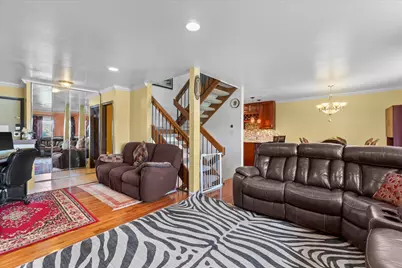 9143 N 70th St, Milwaukee, WI 53223 - Photo 6