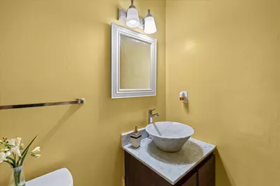 9143 N 70th St, Milwaukee, WI 53223 - Photo 16