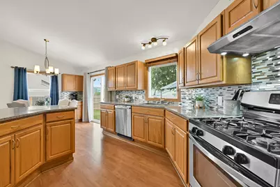 4177 W Amberidge Dr, Franklin, WI 53132 - Photo 18
