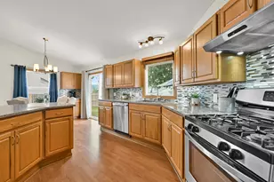 4177 W Amberidge Dr, Franklin, WI 53132 - Photo 18