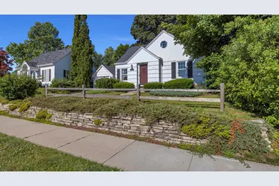 1524 N 29th St, Sheboygan, WI 53081 - Photo 2
