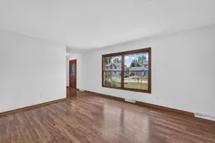 5417 Sandhill Rd, Racine, WI 53402 - Photo 18