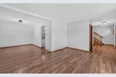 5417  Sandhill Rd, Racine, WI 53402 - Photo 14