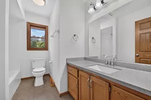 5417 Sandhill Rd, Racine, WI 53402 - Photo 28