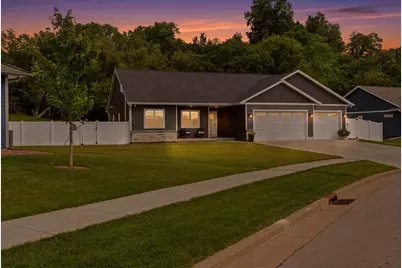 3207  Cortland St, Holmen, WI 54636 - Photo 1