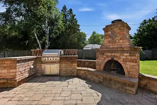 1606 S Carver Ln, Appleton, WI 54914 - Photo 6