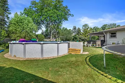 2119  Fireside Dr, Racine, WI 53402 - Photo 36
