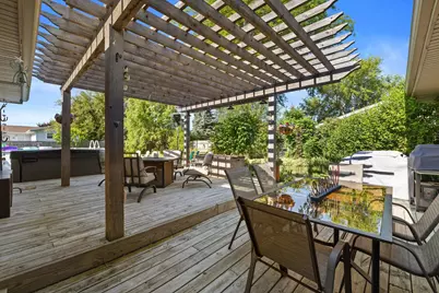 2119  Fireside Dr, Racine, WI 53402 - Photo 28
