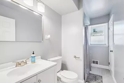 3940  Lasalle St, Racine, WI 53402 - Photo 18